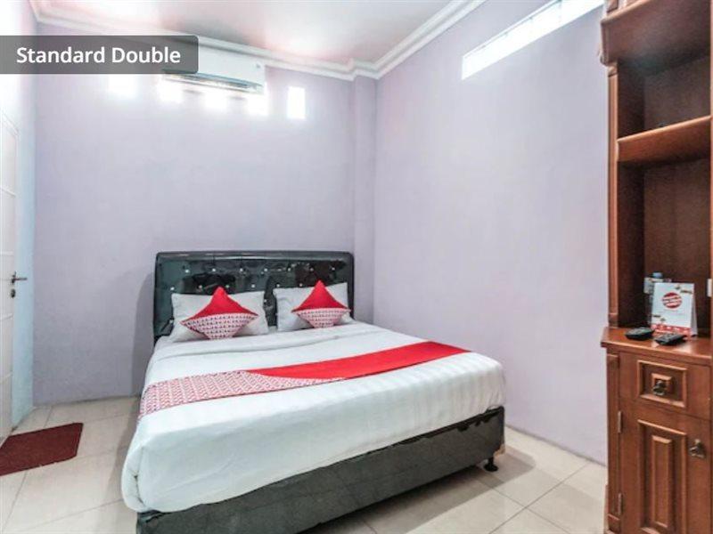 Puspita Homestay Mitra Reddoorz Бекасі Екстер'єр фото