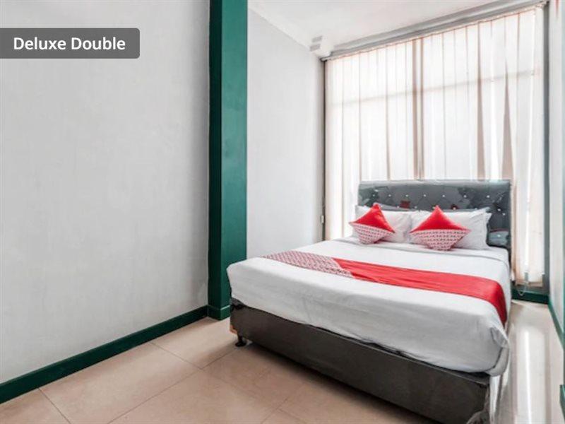Puspita Homestay Mitra Reddoorz Бекасі Екстер'єр фото