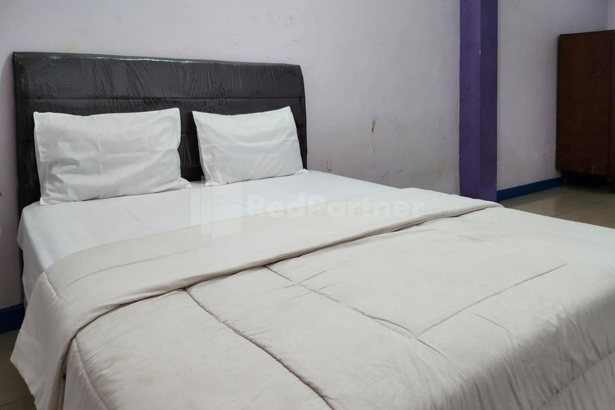 Puspita Homestay Mitra Reddoorz Бекасі Екстер'єр фото